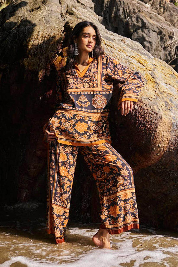 EARTH TONED PRINTED TOP - dash and dot dash and dot