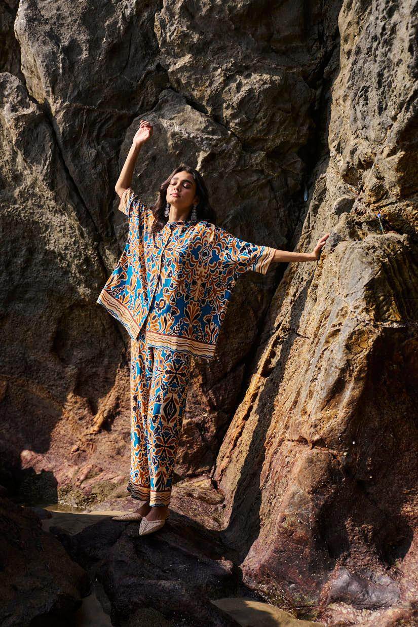 ABSTRACT FLORAL PRINTED PANT - dash and dot