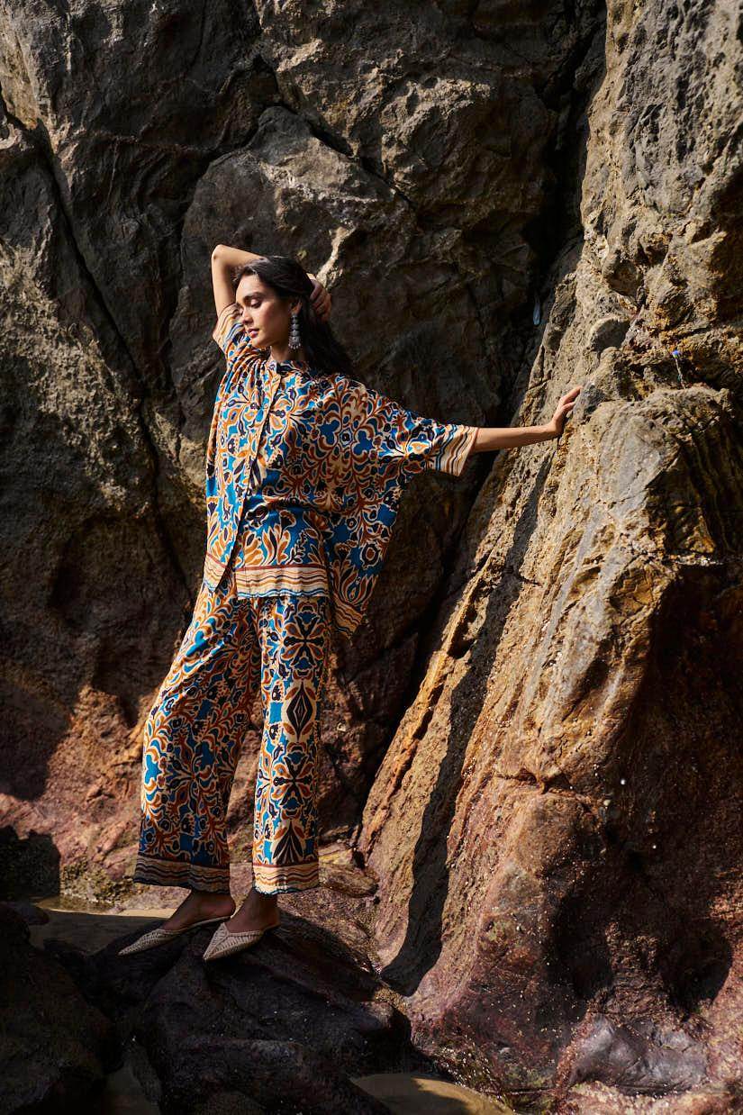 ABSTRACT FLORAL PRINTED PANT - dash and dot