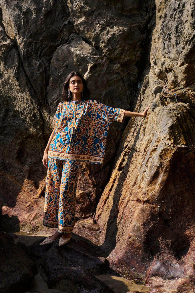 ABSTRACT FLORAL PRINTED SET - dash and dot dash and dot