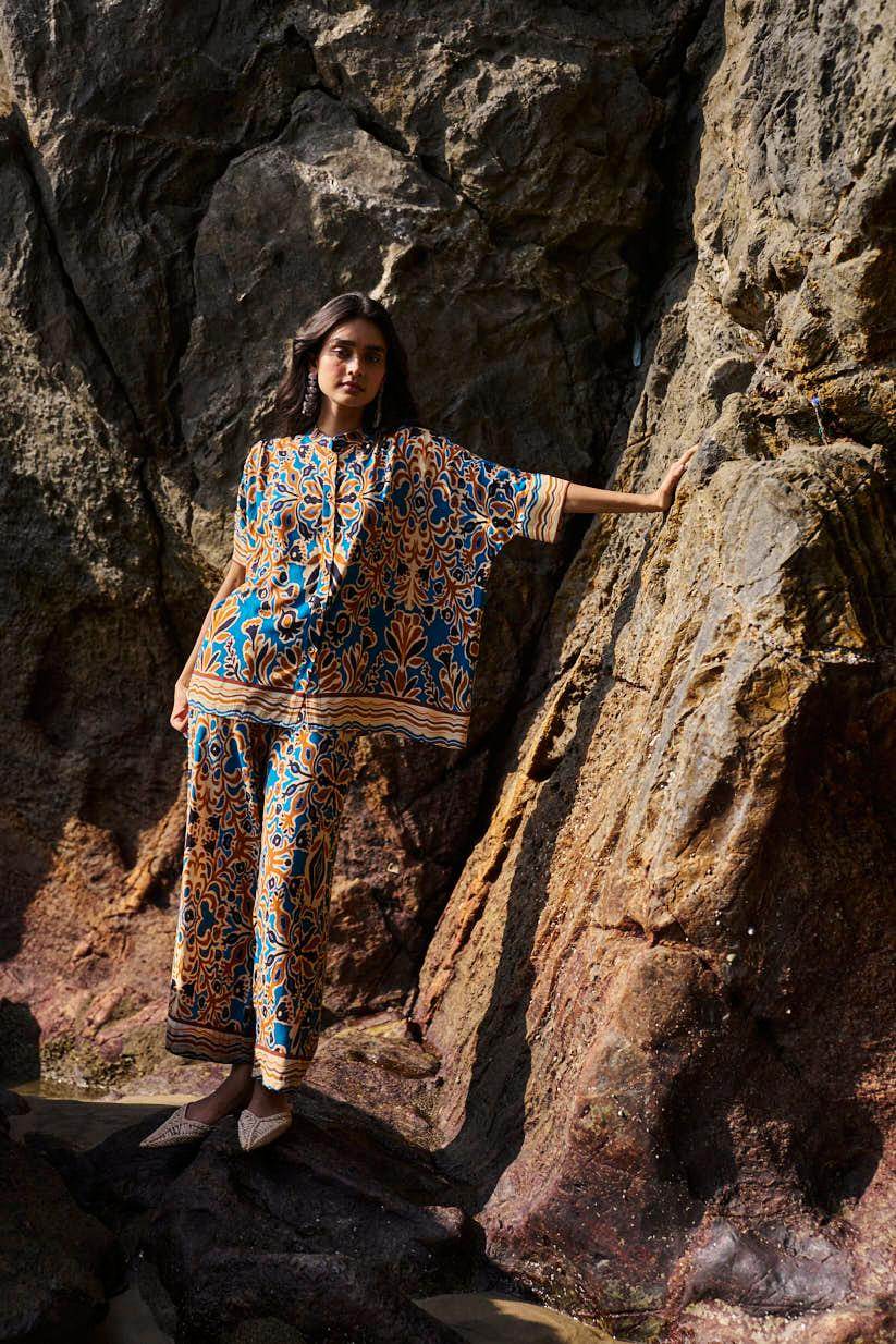 ABSTRACT FLORAL PRINTED PANT - dash and dot