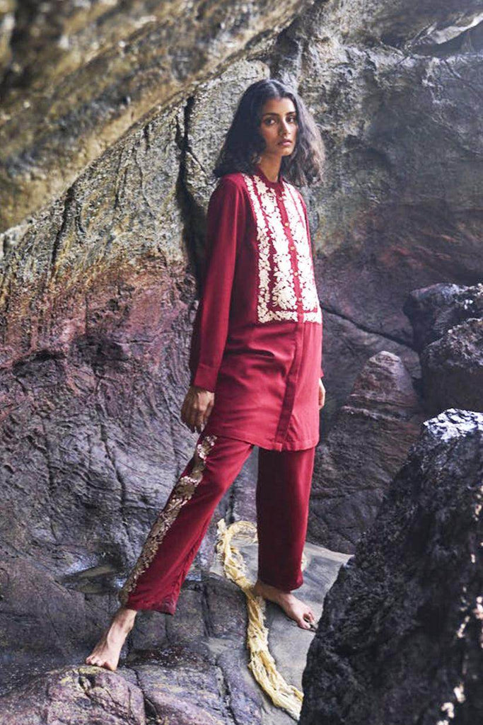 FLORAL EMBROIDERED PANT SET - dash and dot dash and dot