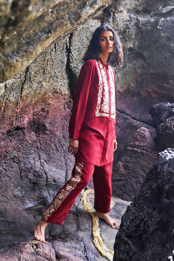 FLORAL EMBROIDERED PANT SET - dash and dot dash and dot