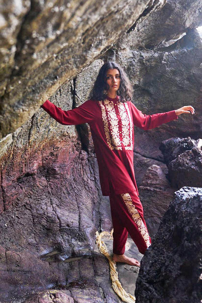 FLORAL EMBROIDERED PANT SET - dash and dot dash and dot