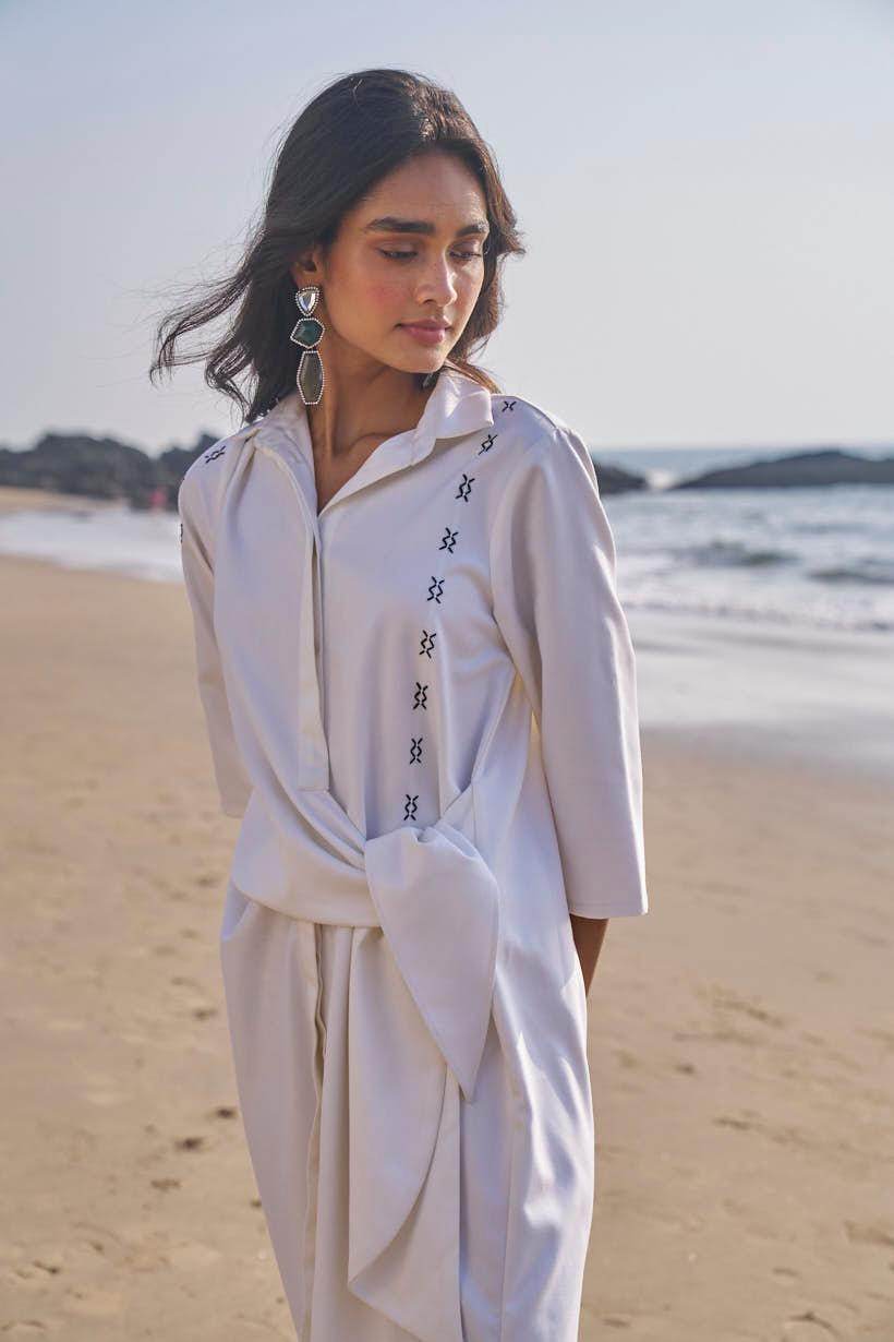 SIDE TIE CROSS STITCHED SHIRT DRESS - dash and dot