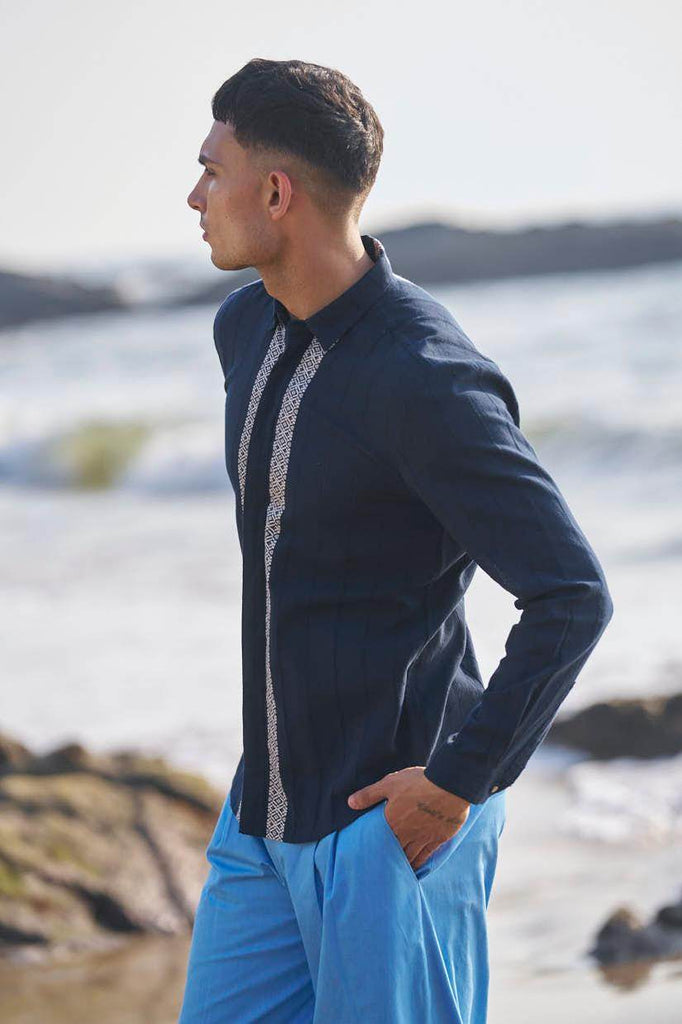 FRONT & BACK BORDER SHIRT - dash and dot dash and dot