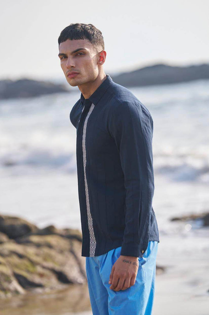 FRONT & BACK BORDER SHIRT - dash and dot dash and dot