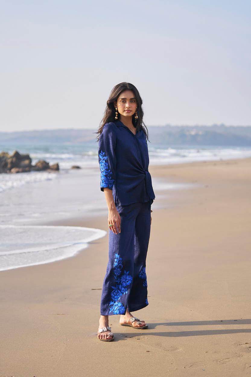 SIDE TIE EMBROIDERED CUFF SHIRT - dash and dot