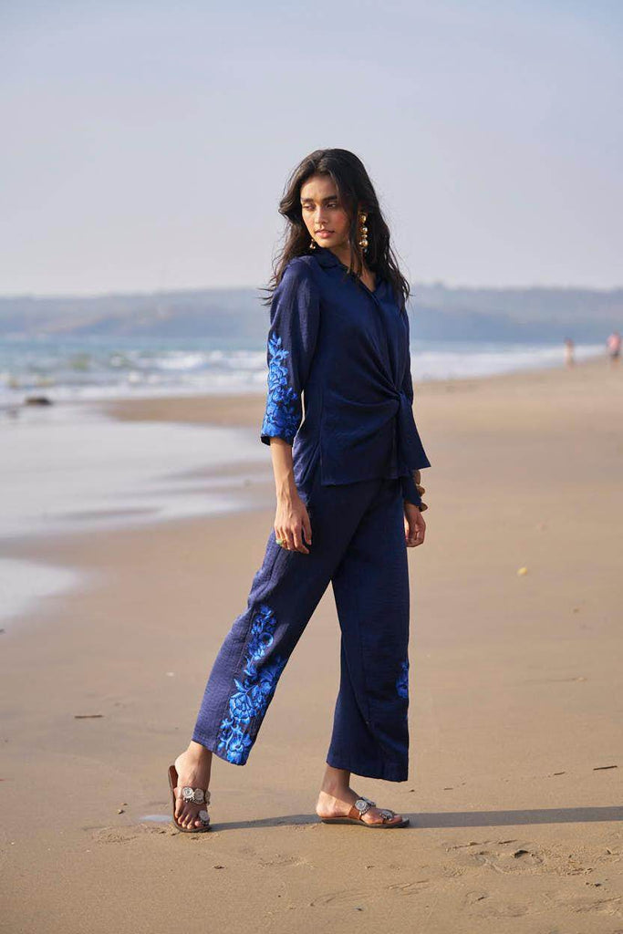 SIDE TIE EMBROIDERED CUFF SET - dash and dot dash and dot