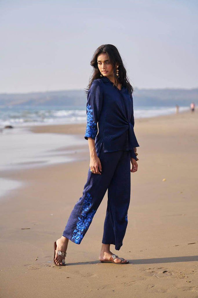 SIDE TIE EMBROIDERED CUFF SHIRT - dash and dot dash and dot