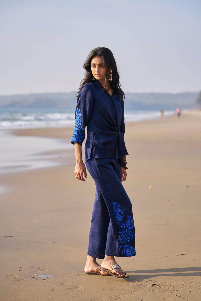 SIDE TIE EMBROIDERED CUFF SHIRT - dash and dot dash and dot