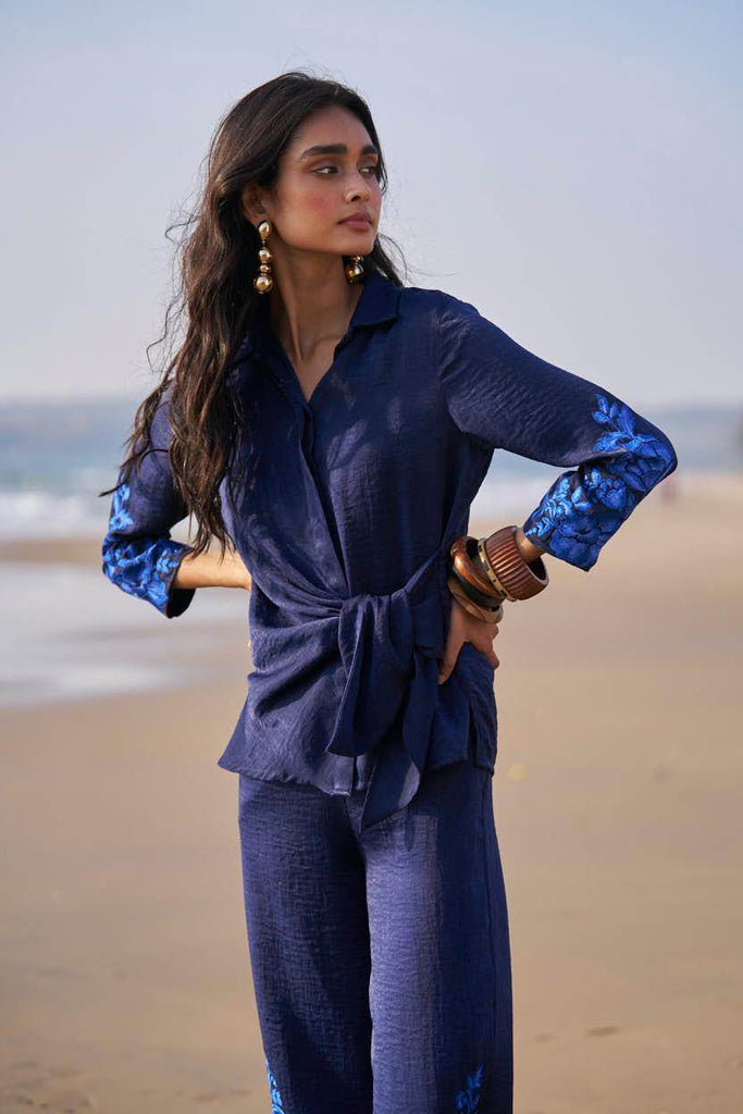 SIDE TIE EMBROIDERED CUFF SHIRT - dash and dot dash and dot