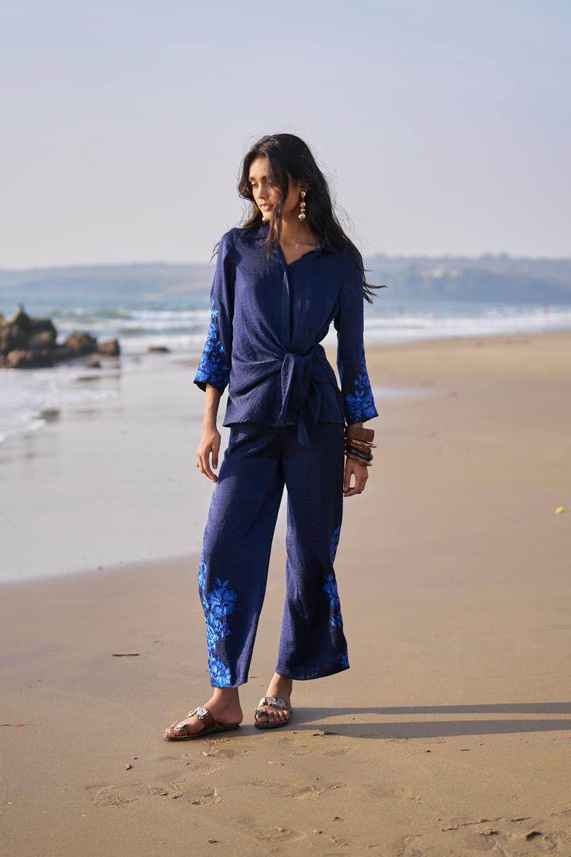 SIDE TIE EMBROIDERED CUFF SHIRT - dash and dot