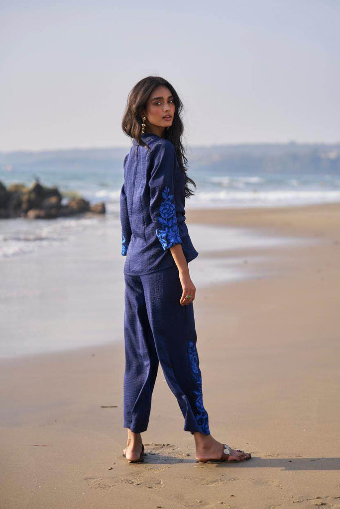 SIDE TIE EMBROIDERED CUFF SET - dash and dot dash and dot