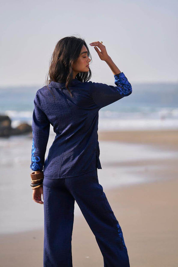 SIDE TIE EMBROIDERED CUFF SET - dash and dot dash and dot