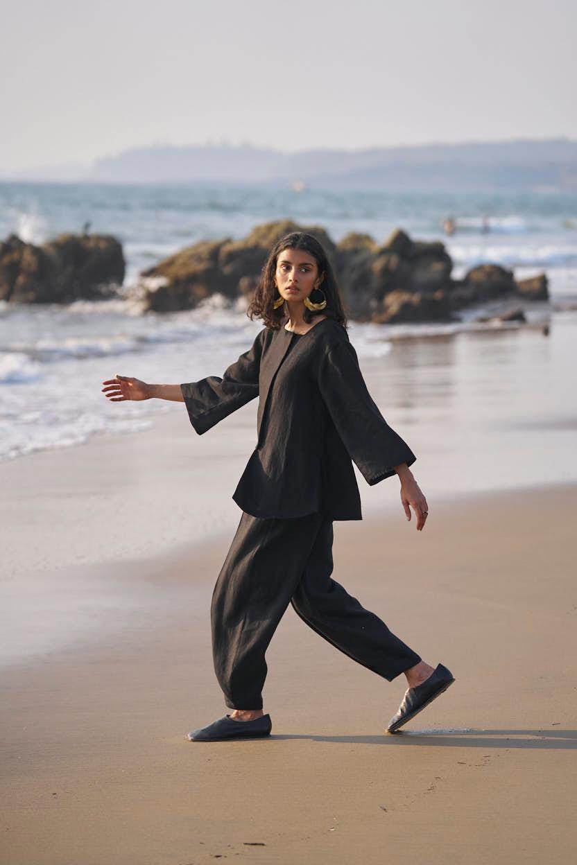 INVERTED PLEAT LINEN PANT - dash and dot