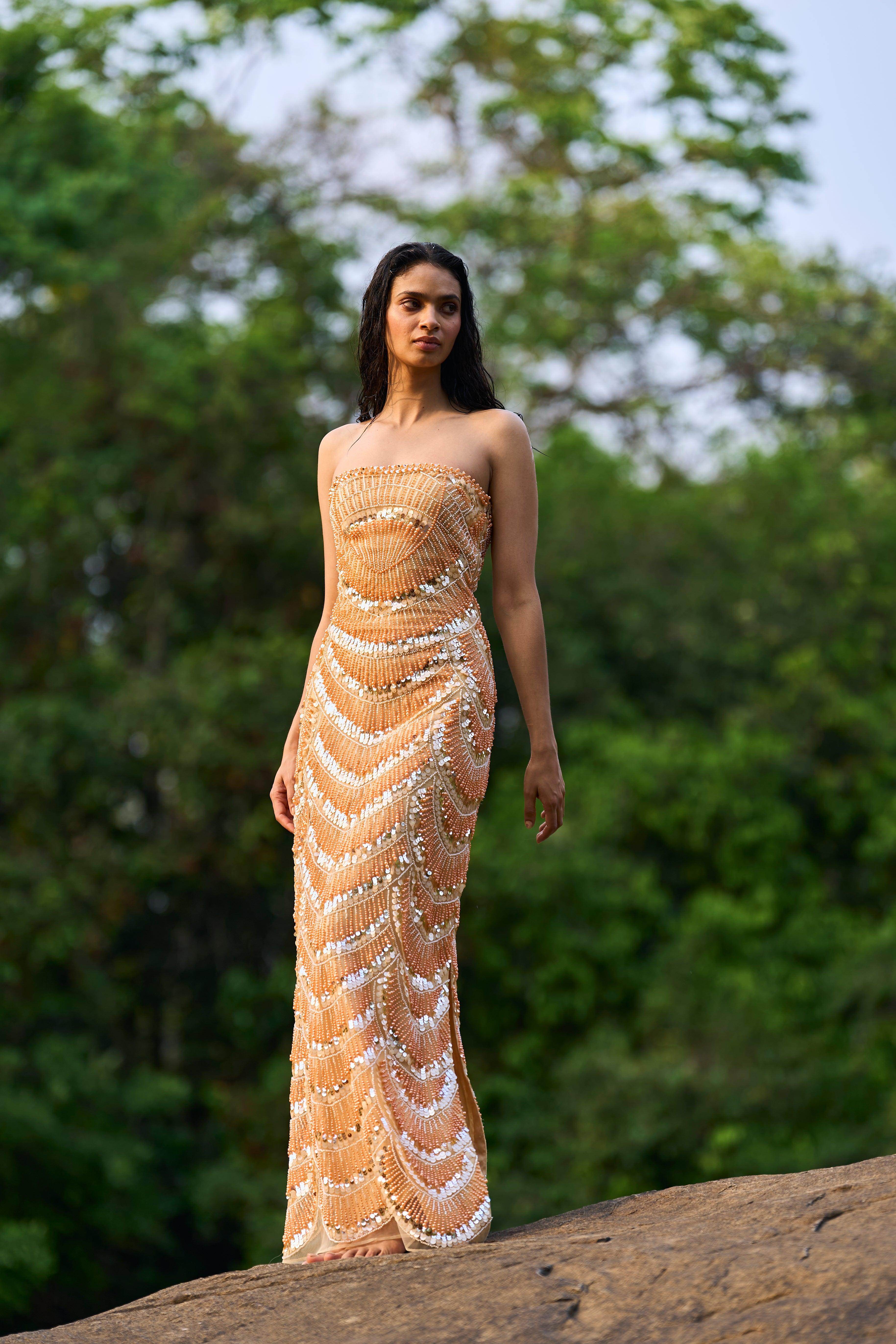 PEARL EMBROIDERED GOWN XL / Multi PEARL EMBROIDERED GOWN XL / Multi