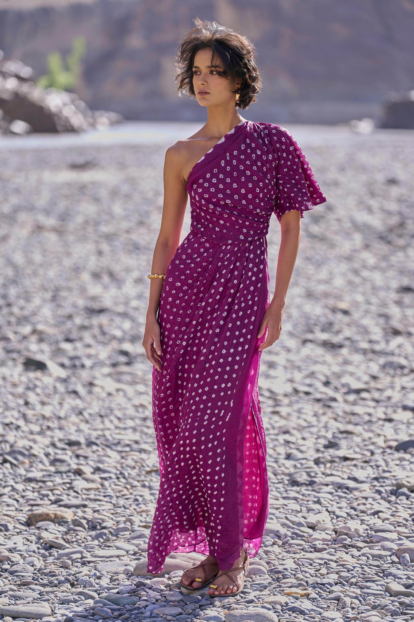 SINGLE SLEEVE BANDHANI DRESS - dash and dot