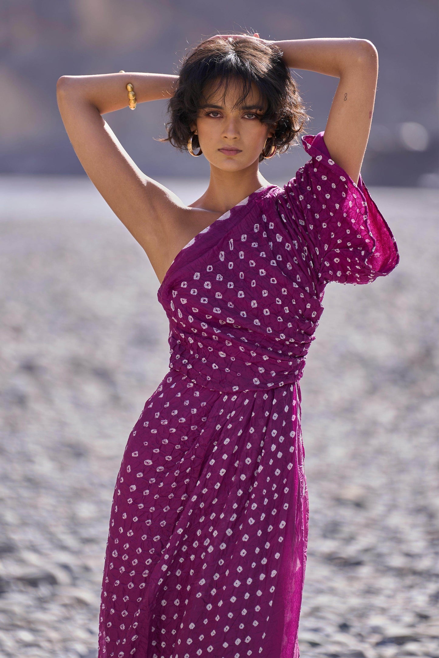 SINGLE SLEEVE BANDHANI DRESS - dash and dot