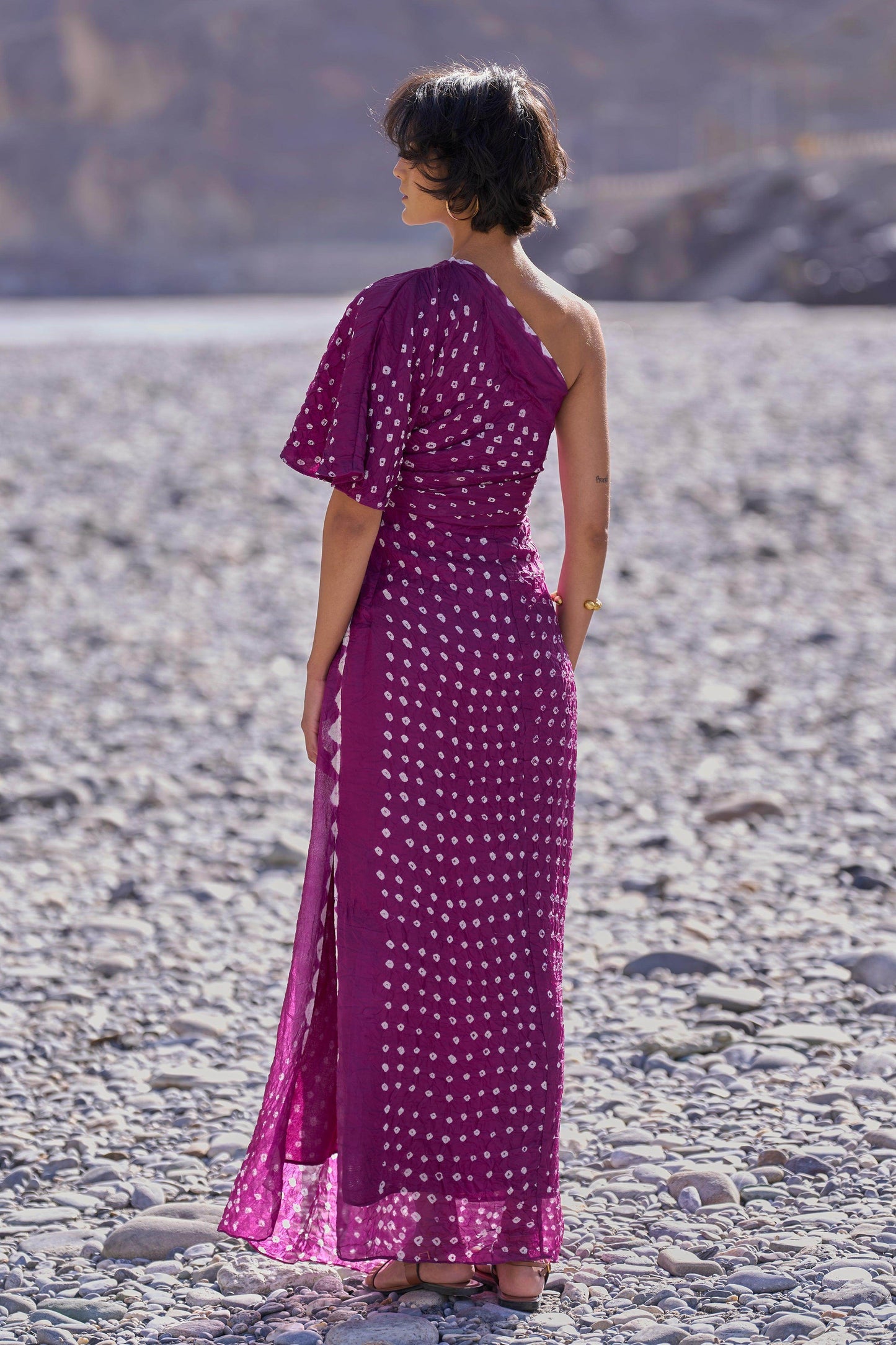 SINGLE SLEEVE BANDHANI DRESS - dash and dot