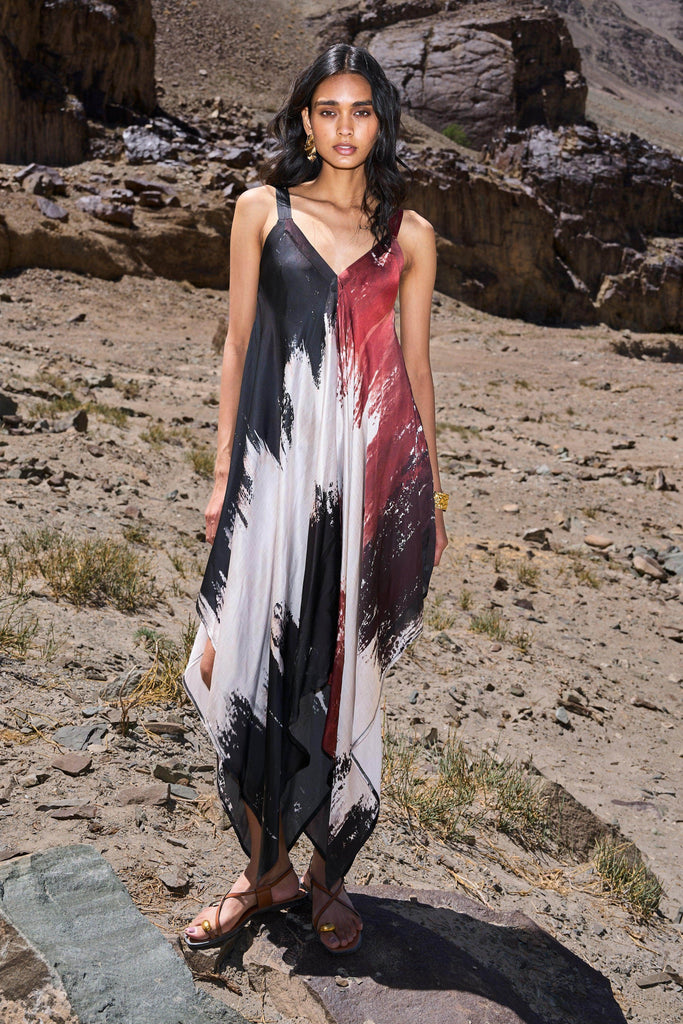 BRUSHSTROKE FLOWING DRESS - dash and dot dash and dot