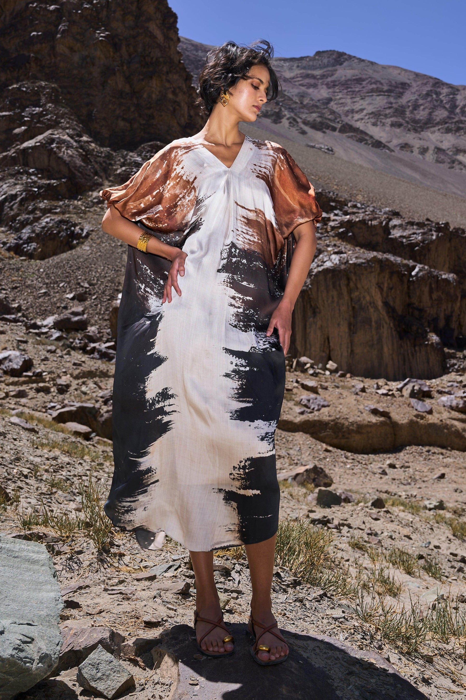 BRUSHSTROKE KAFTAN DRESS - dash and dot