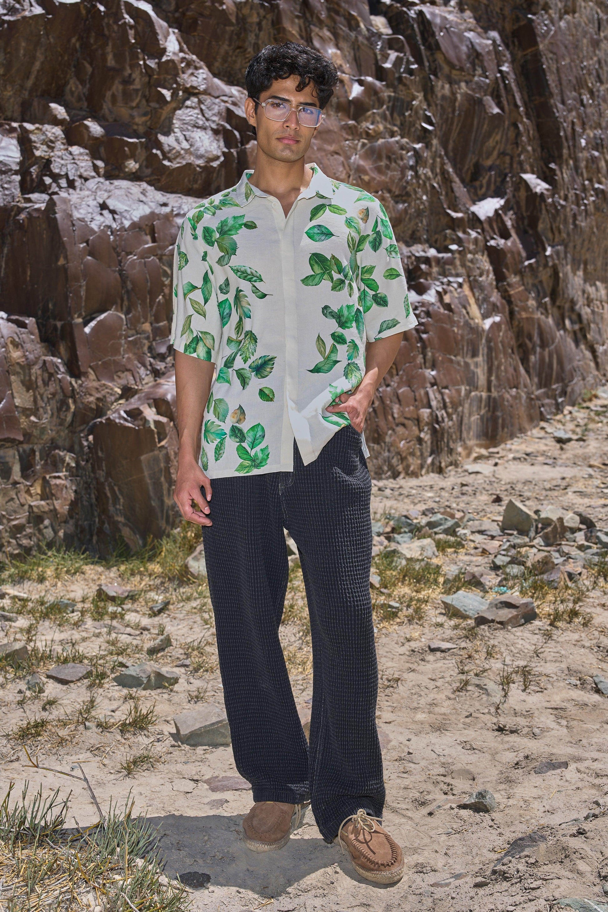 LEAF PRINT SHIRT - dash and dot