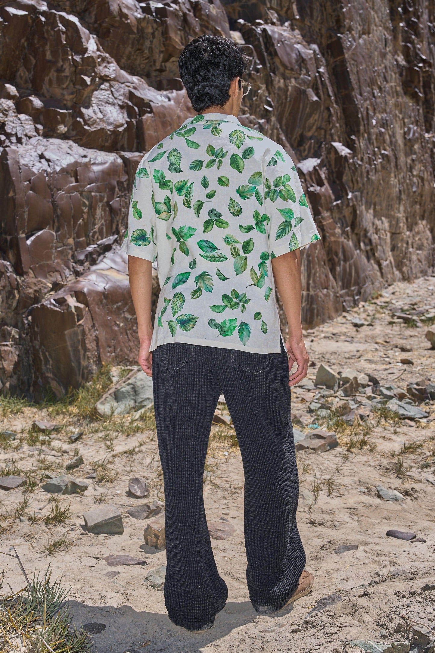 LEAF PRINT SHIRT - dash and dot