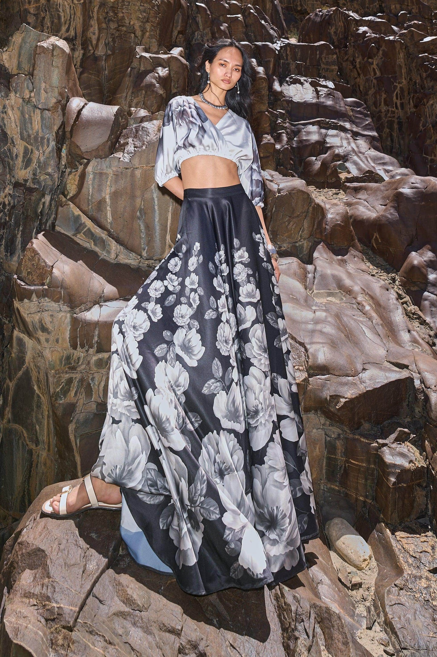 FLORAL PRINT MAXI SKIRT - dash and dot