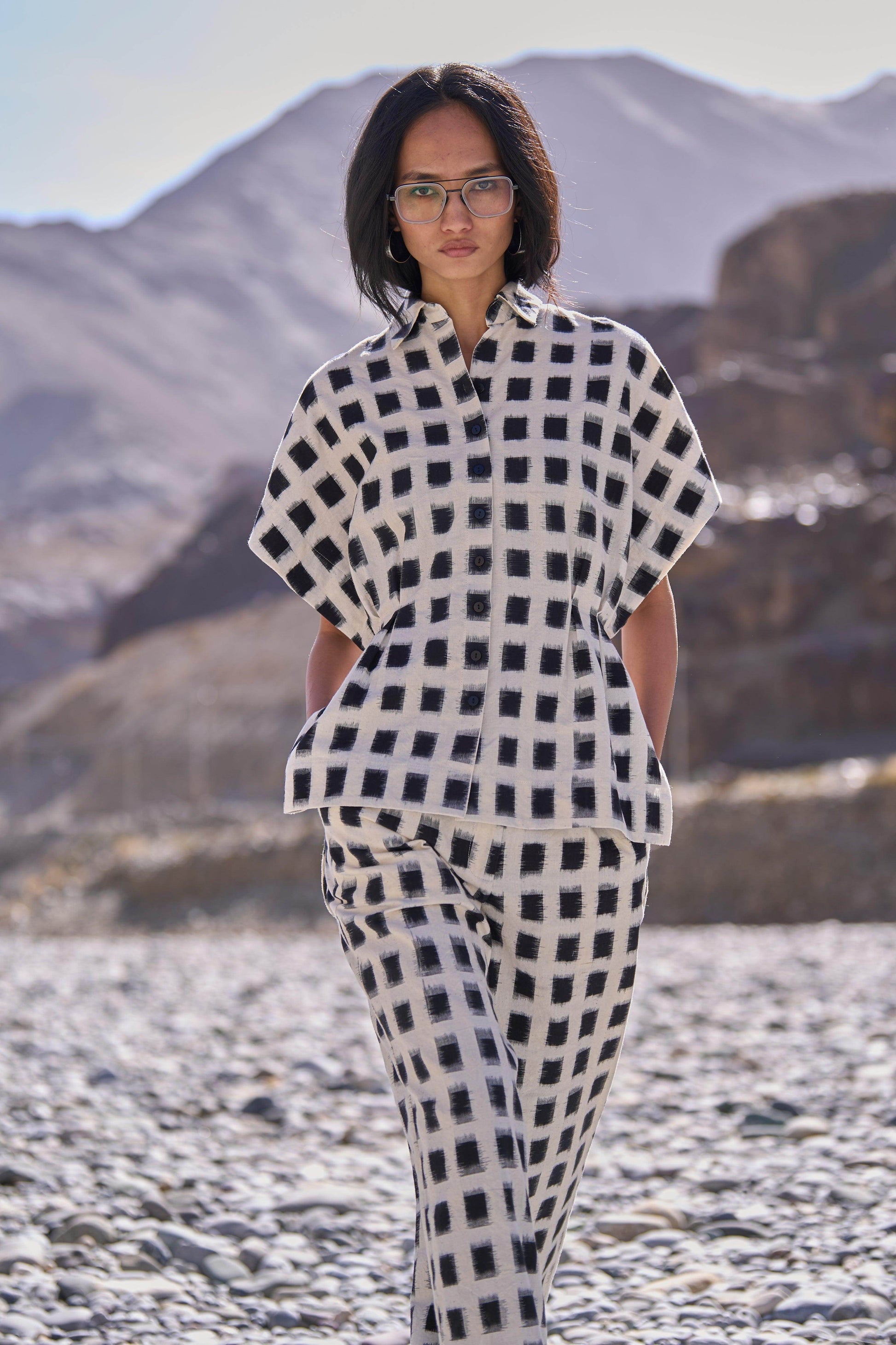 STRUCTURED IKAT SHIRT - dash and dot