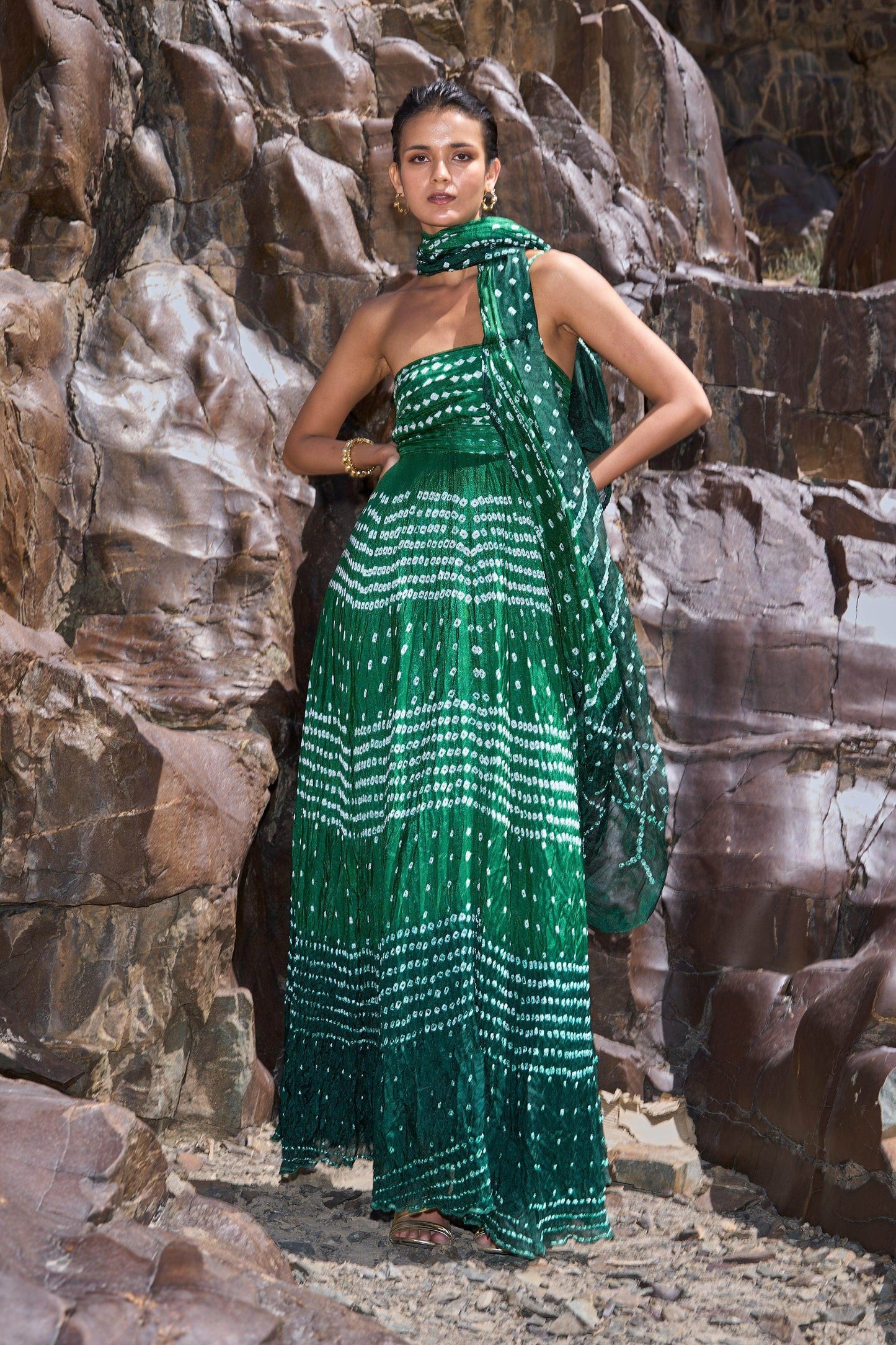 BANDHANI DRAPED SARI GOWN - dash and dot