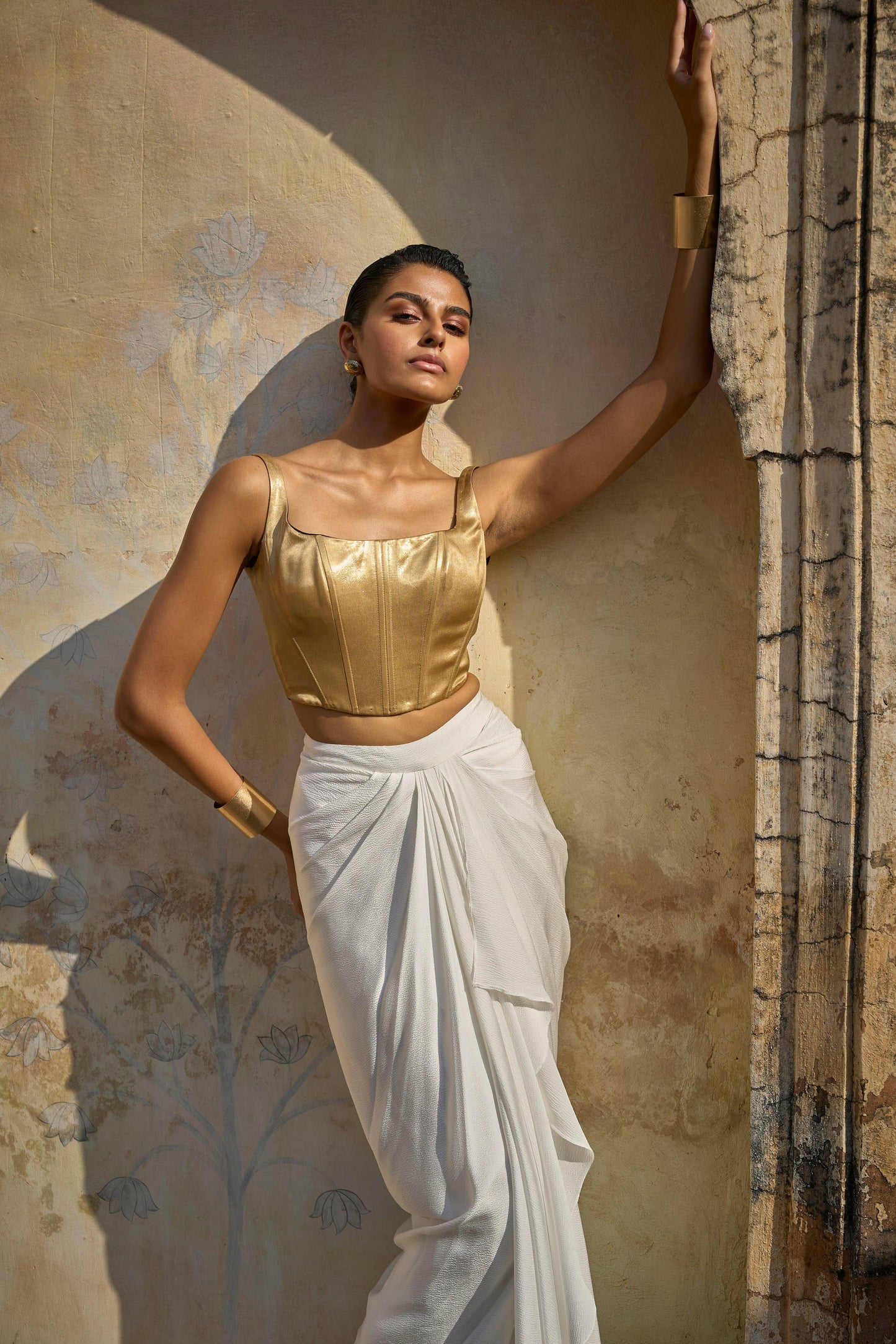 GOLD CORSET - dash and dot