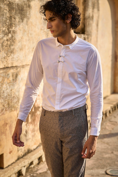 PIN BROOCH SHIRT - dash and dot