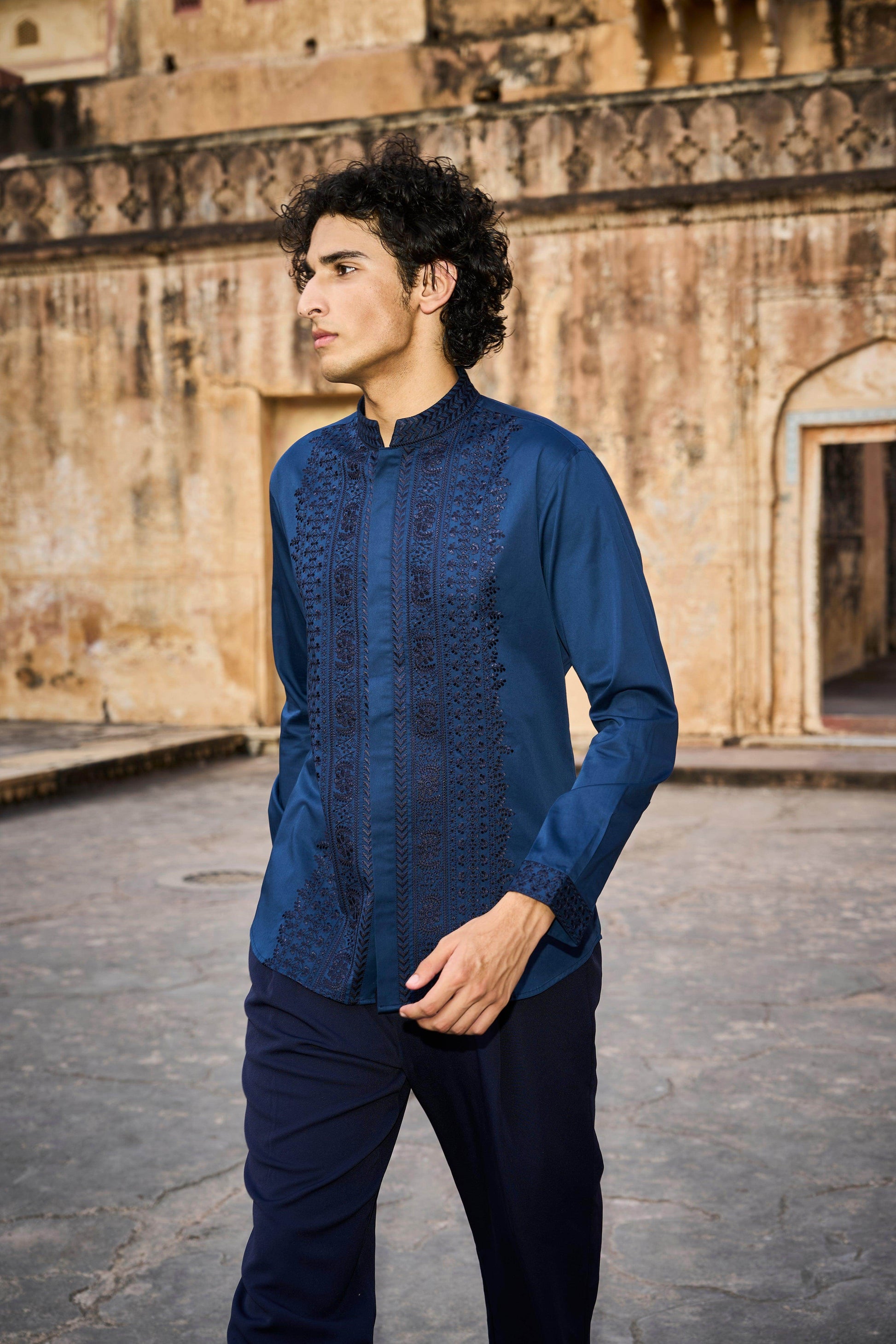 EMBROIDERED COLLAR, PLACKET & CUFF SHIRT - dash and dot