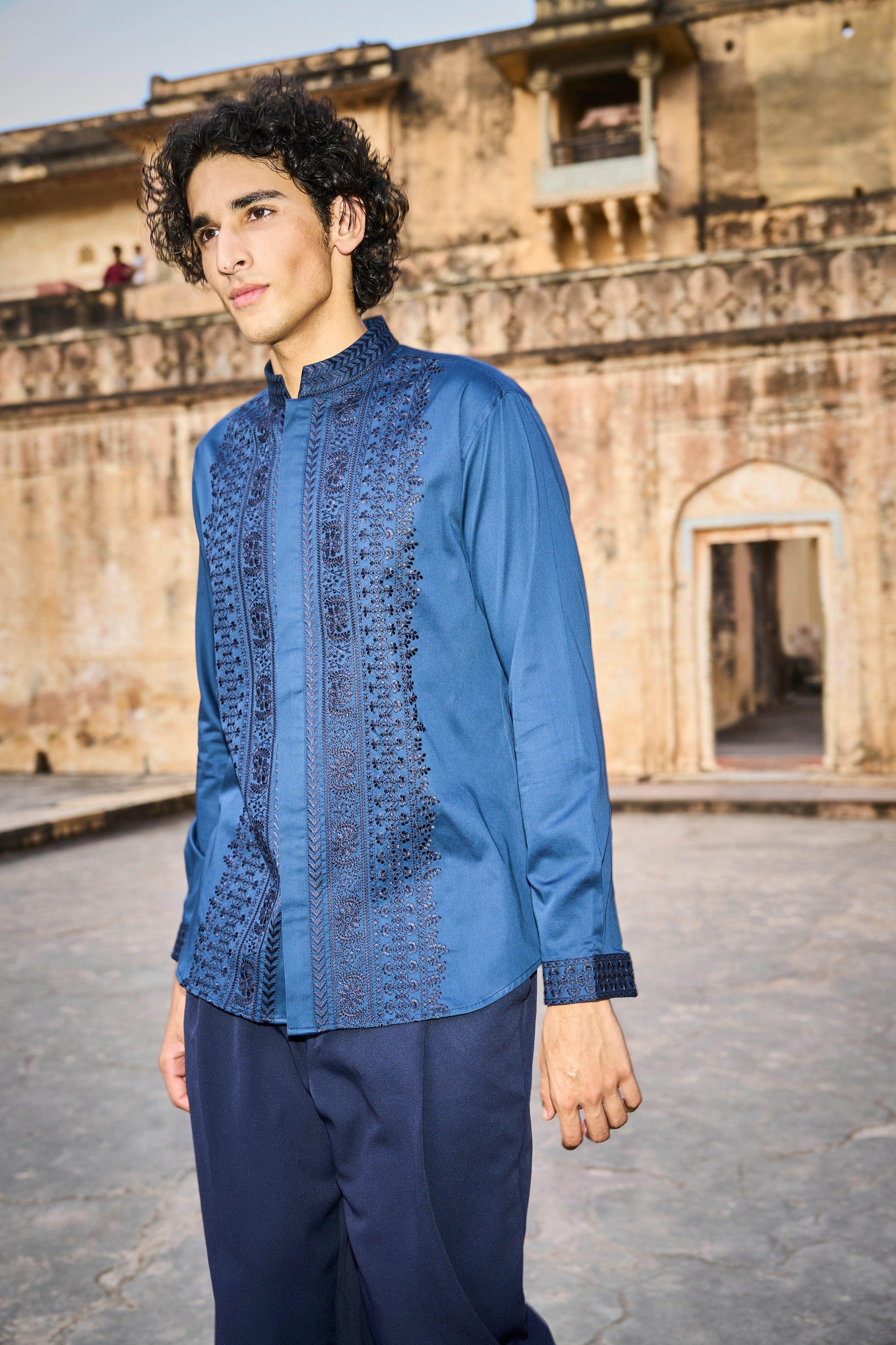 EMBROIDERED COLLAR, PLACKET & CUFF SHIRT - dash and dot