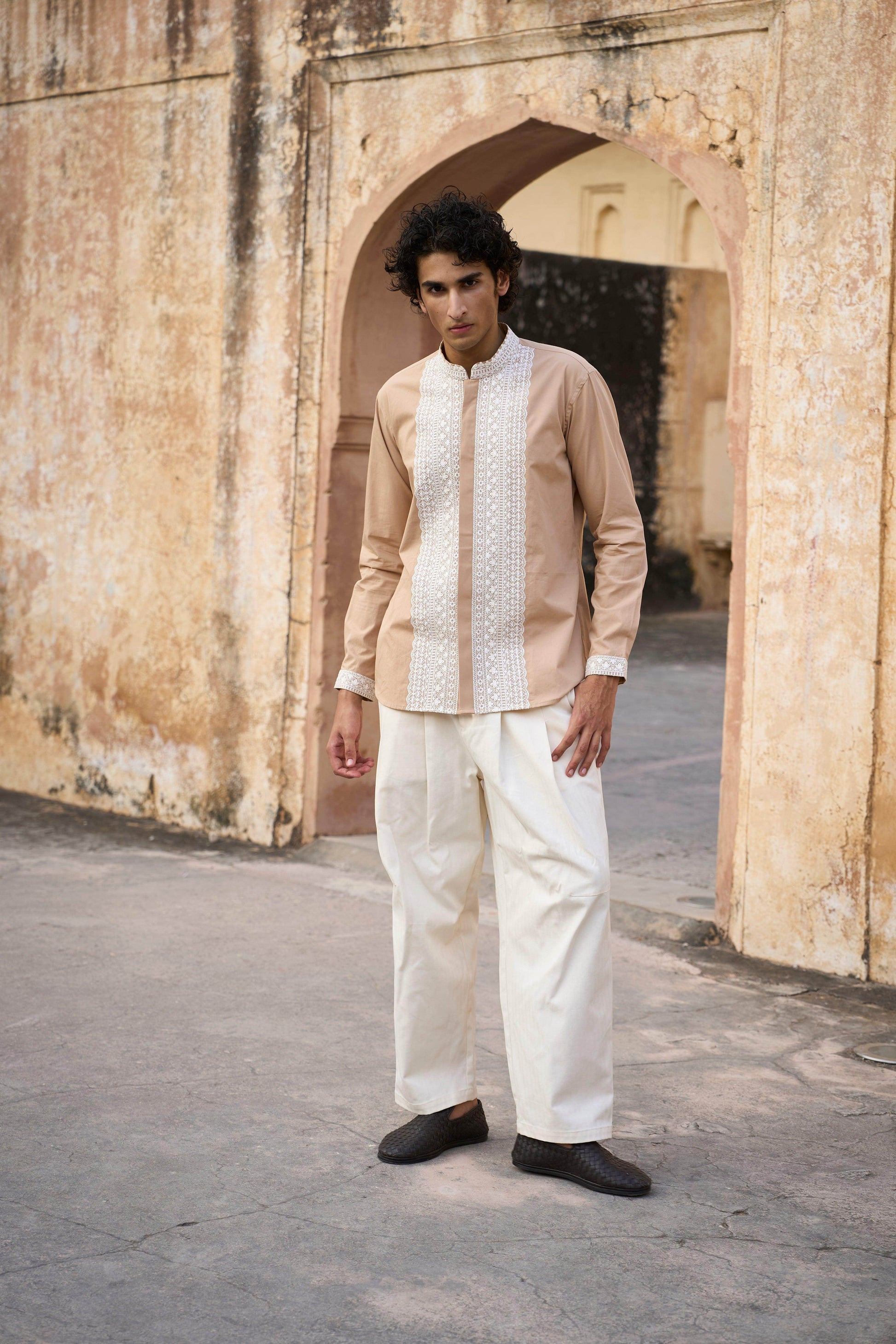 EMBROIDERED COLLAR, PLACKET & CUFF SHIRT - dash and dot