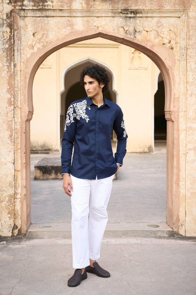 PLACEMENT EMBROIDERED SHIRT - dash and dot dash and dot