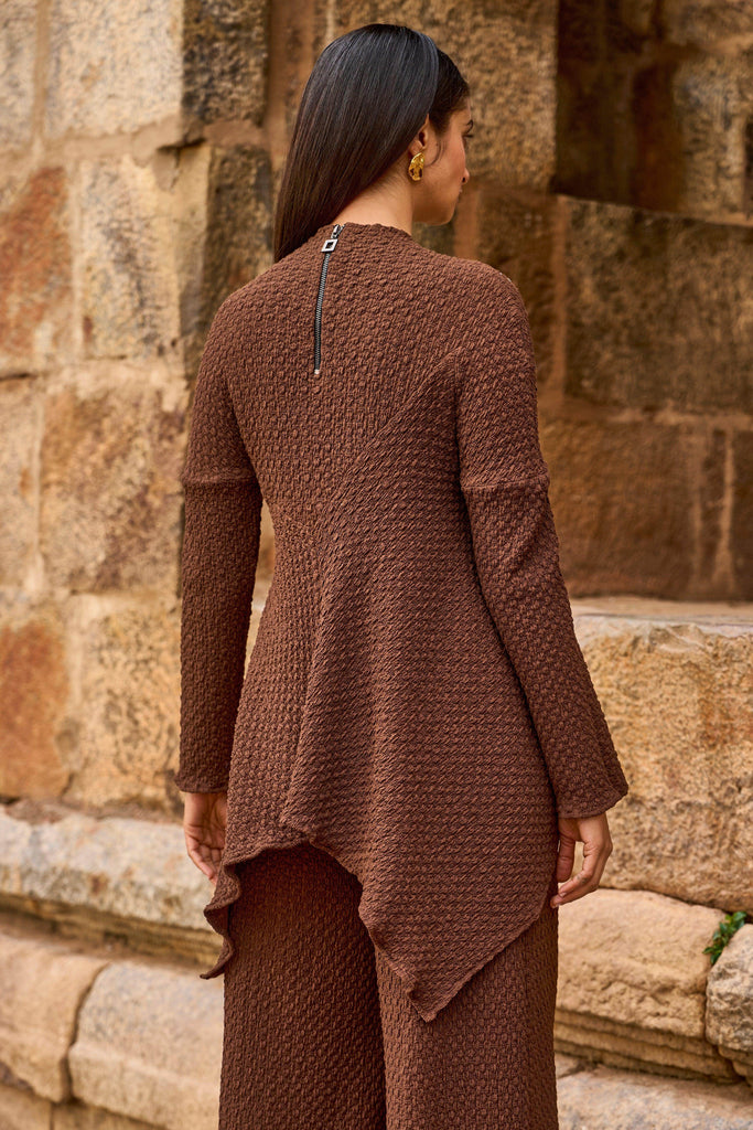 TEXTURED KNIT ARCHITECTURAL TOP - dash and dot dash and dot