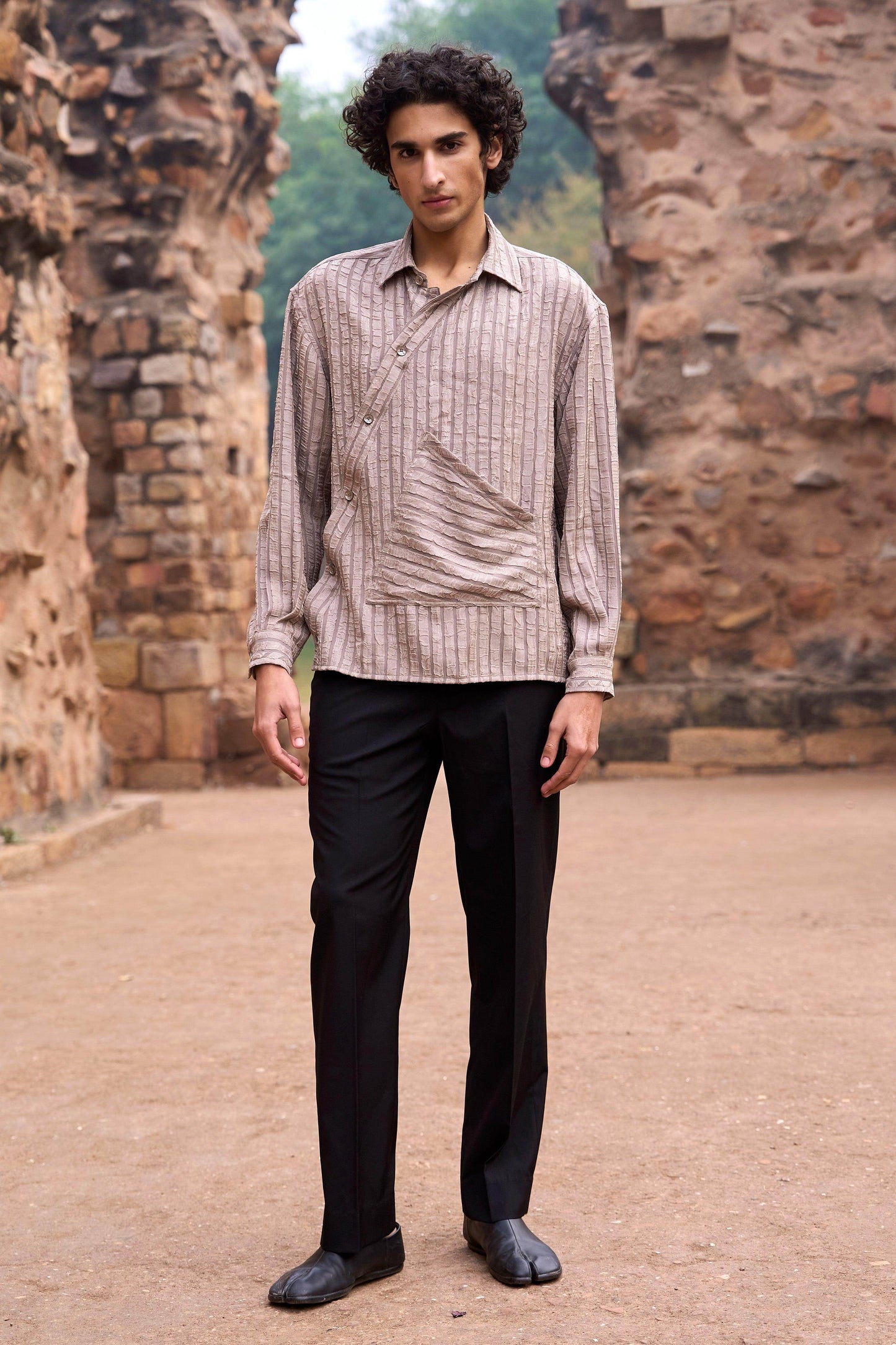 TEXTURED STRIPE SLANT FRONT SHIRT - dash and dot