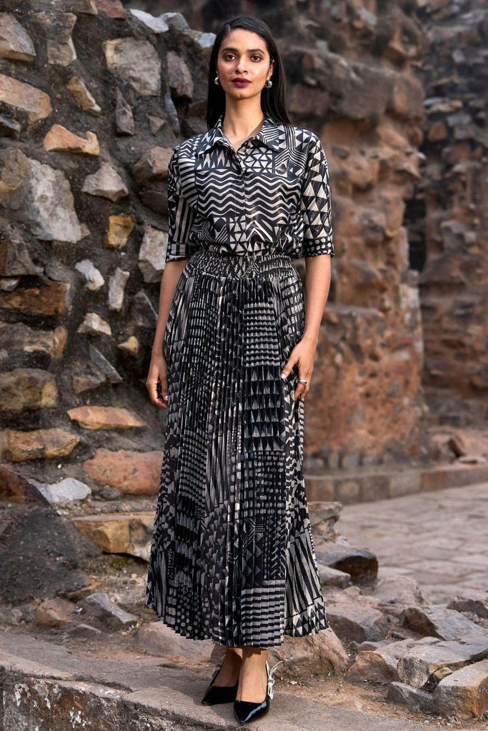 TRIBAL SHIMMER SHIRT - dash and dot dash and dot