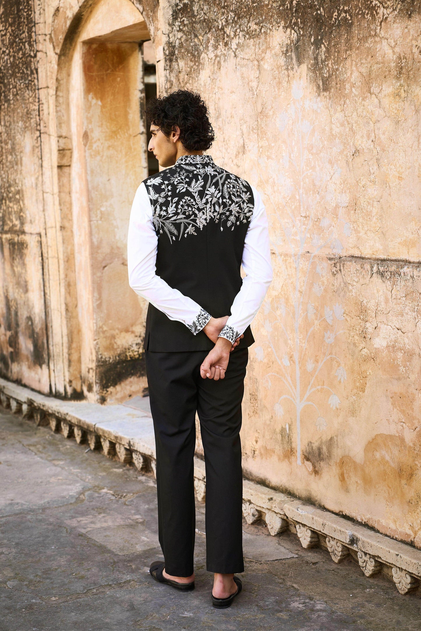 EMBROIDERED BANDI, SHIRT AND PANT - dash and dot