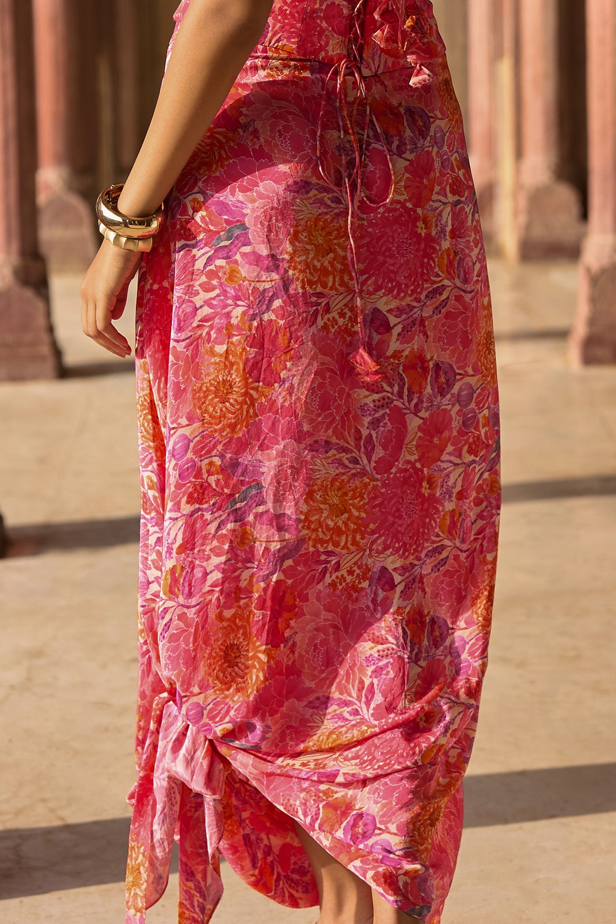 FLORAL PRINTED DRAPED SKIRT