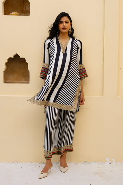 EMBROIDERED STRIPED TOP & PANT SET