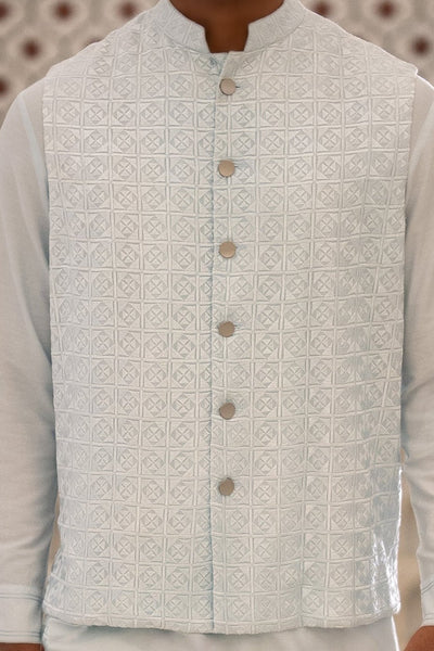 EMBROIDERED TEXTURED BANDI, KURTA SHIRT & WIDE-LEGGED IVORY PANT