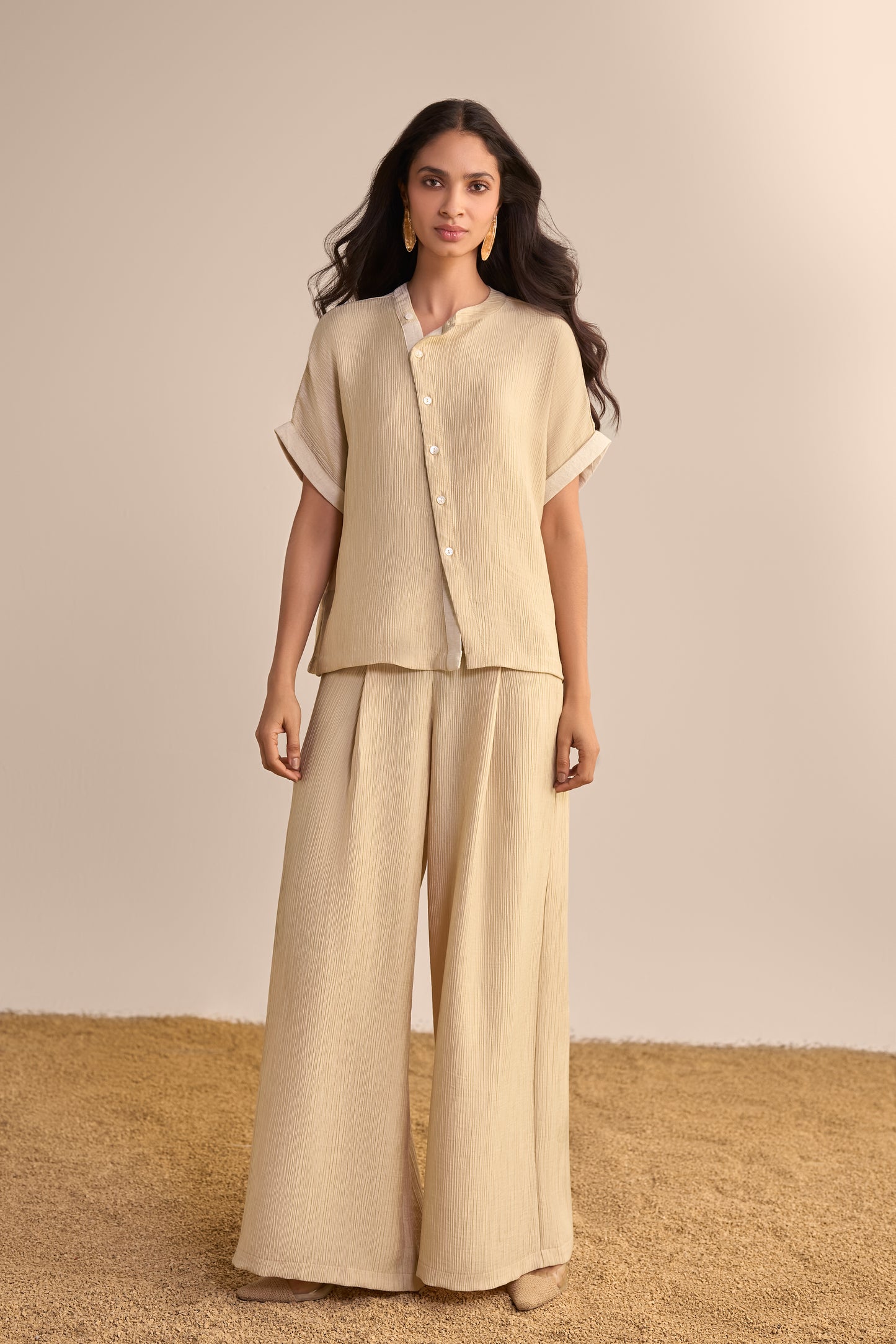 TEXTURED ASYMMETRIC SHIRT