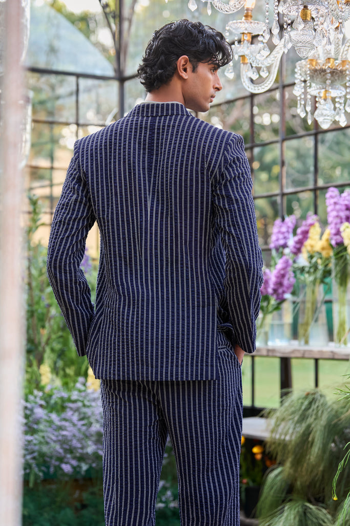 SEERSUCKER STRIPE SUIT dash and dot