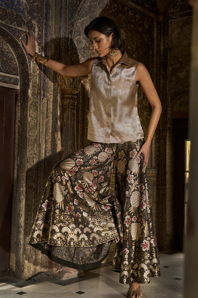BENARES BROCADE SLEEVELESS SHIRT AND FLARED MOTIF PANT