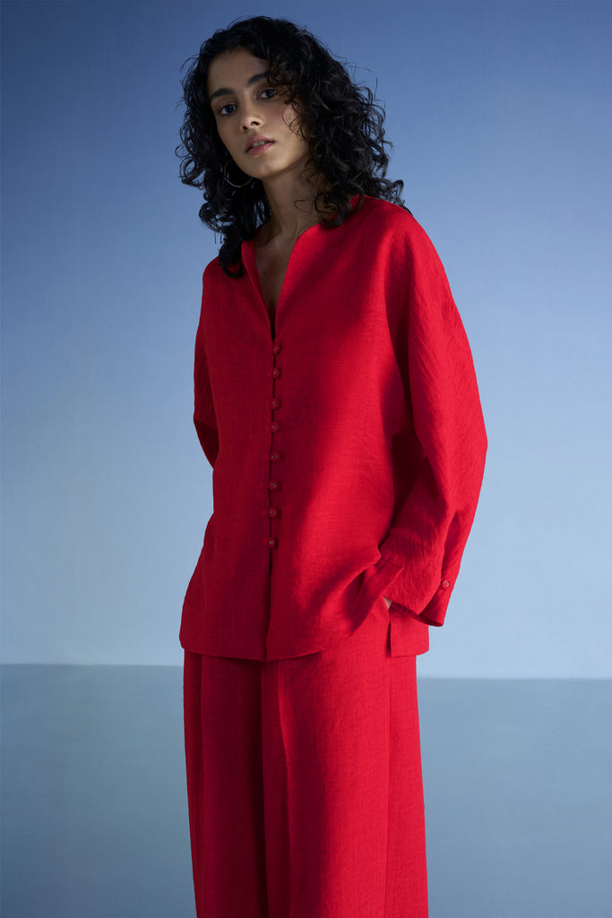 BUTTONED CUFF LINEN-TEXTURED SHIRT dash and dot