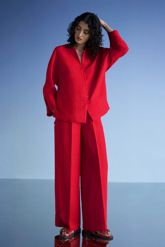 BUTTONED CUFF LINEN-TEXTURED SHIRT dash and dot