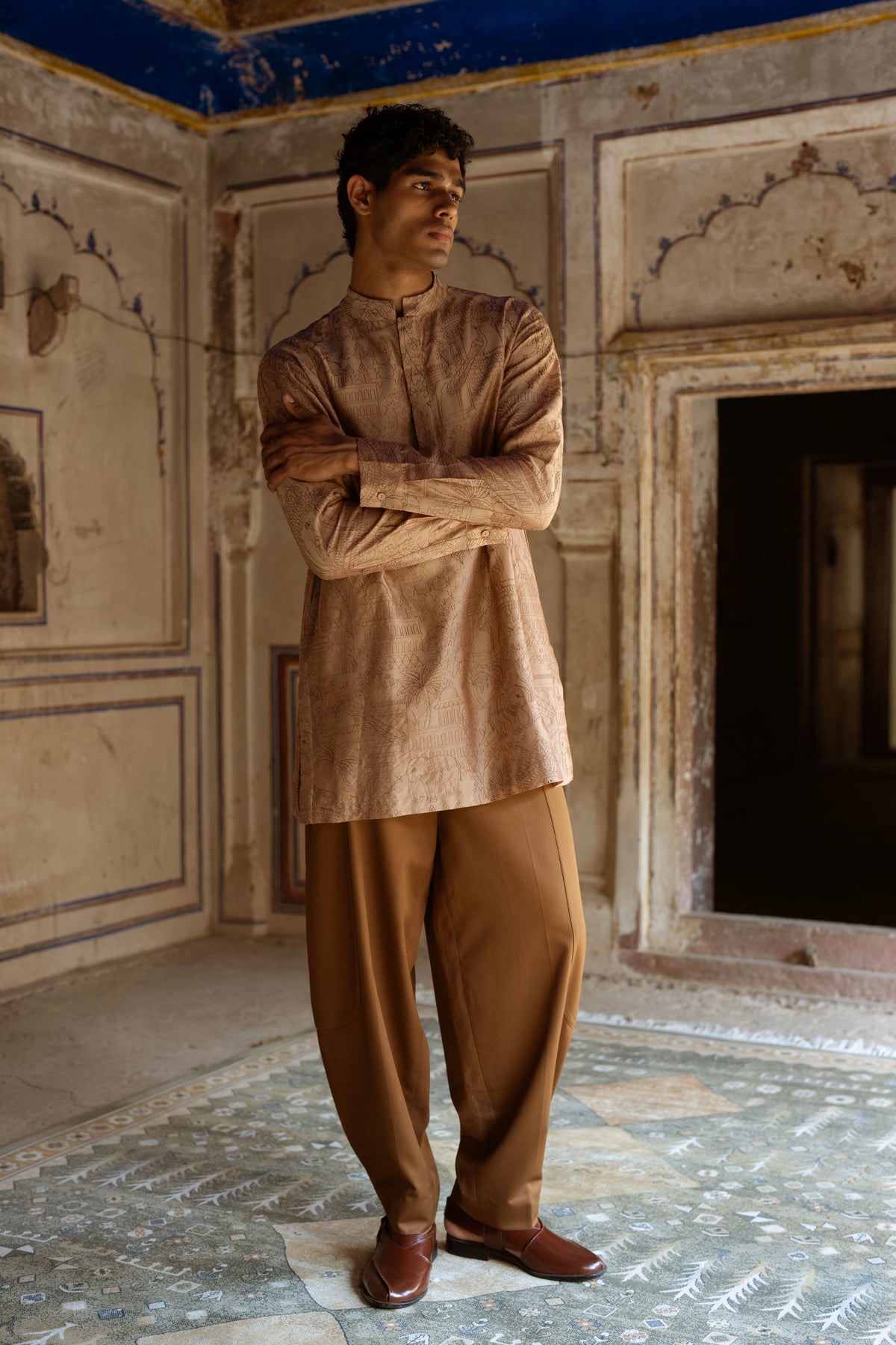 HERITAGE EMBROIDERED LONGLINE KURTA SHIRT & BARREL PANT